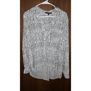 Velvet Heart Black and White Long-Sleeve Button Down Blouse